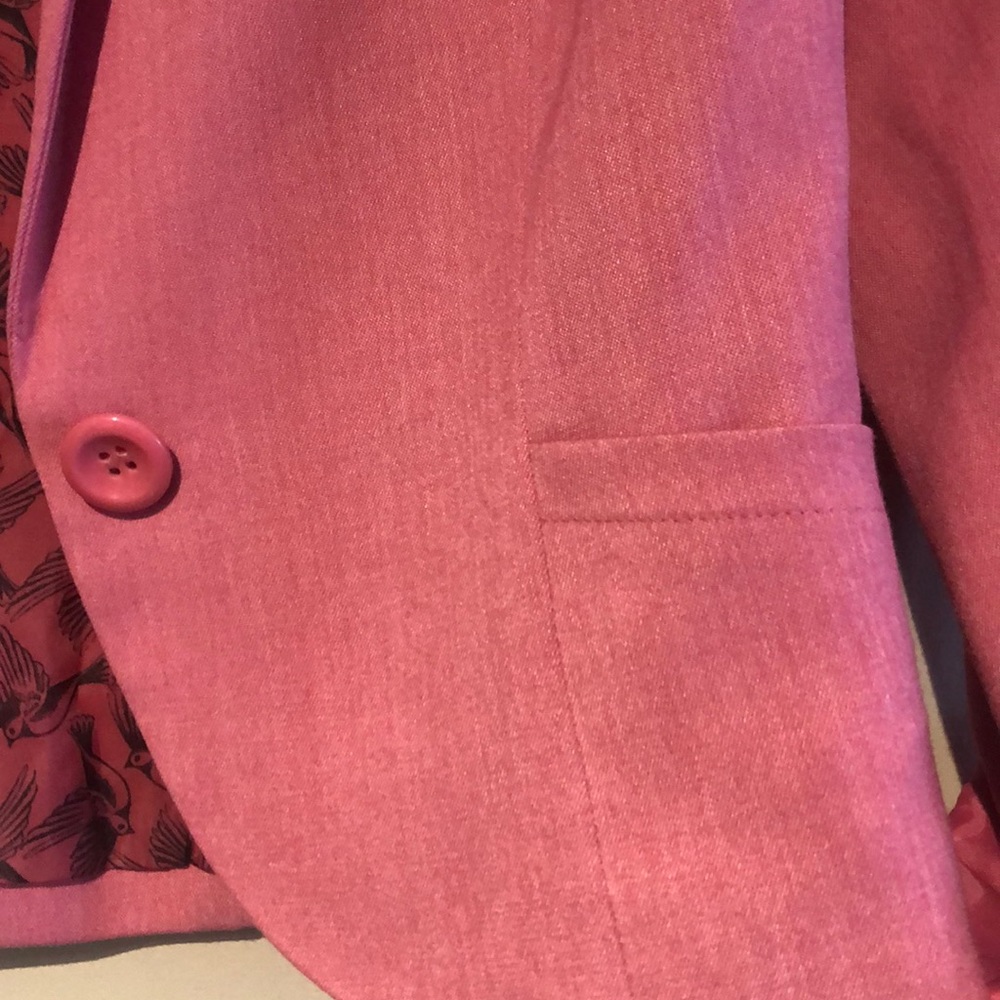 Pink blazer - Picture 2 of 4